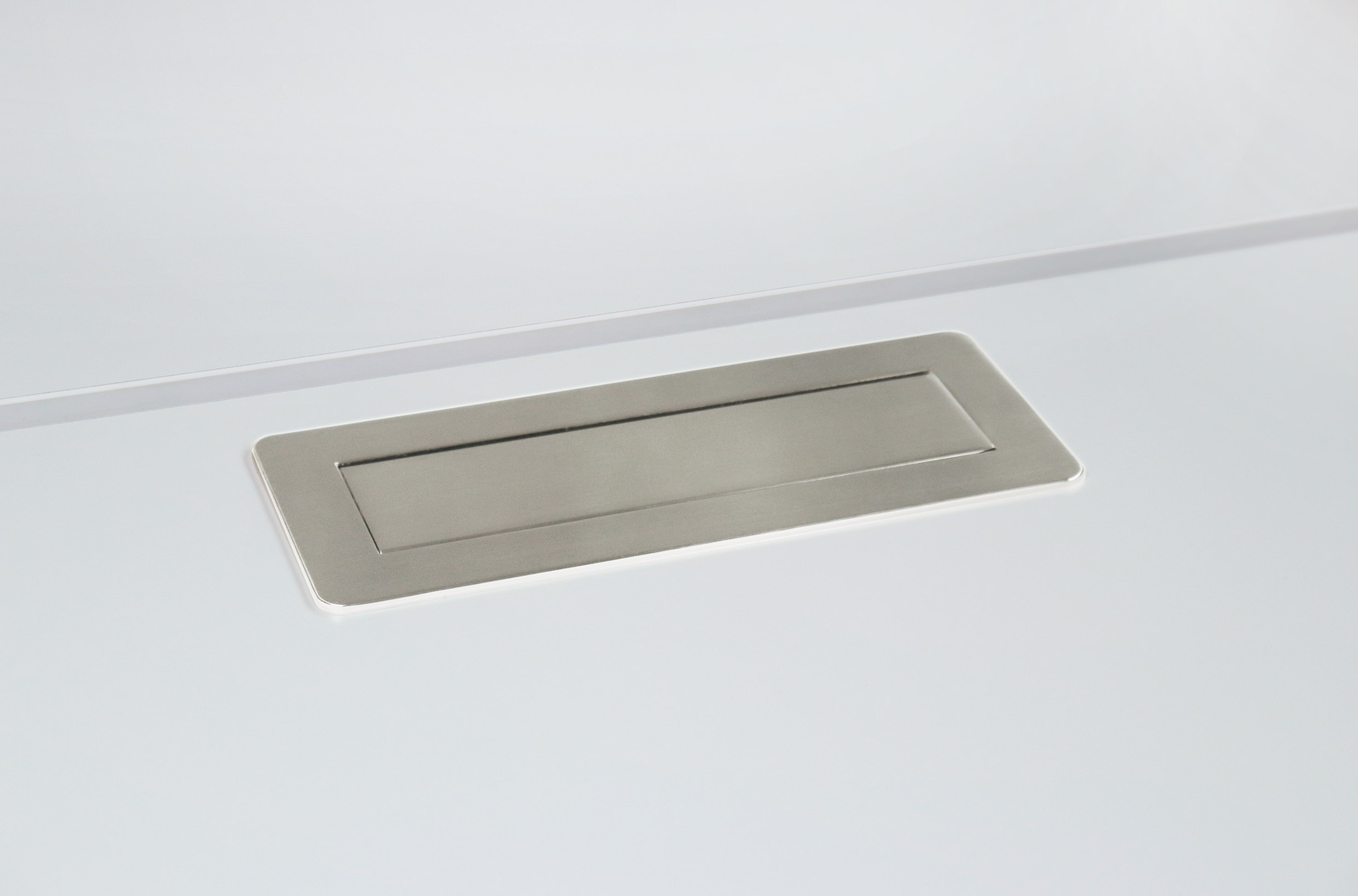 Steckdosenl. 3xStrom, 2xUSB, mit Fräsung