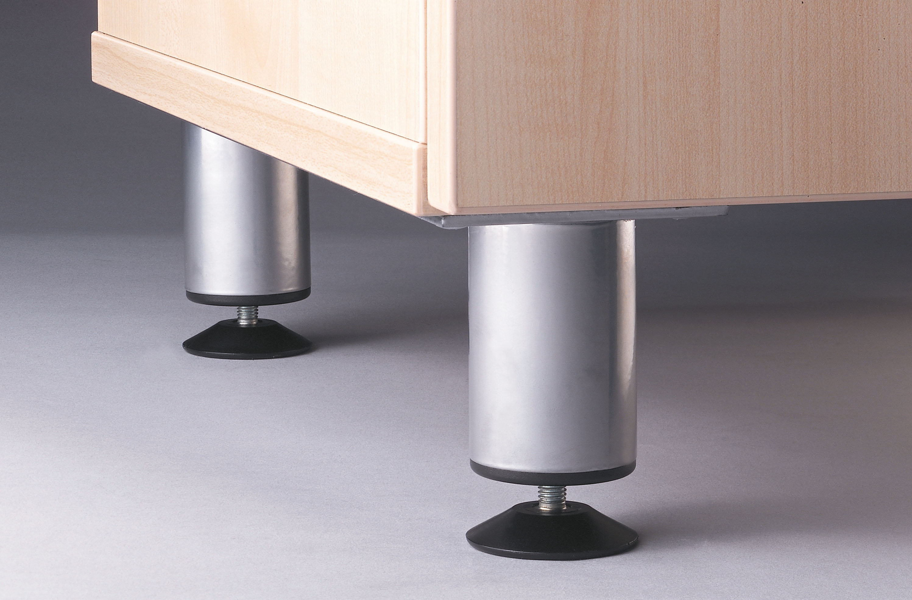 Satz Sockelfüsse KBFU Silber